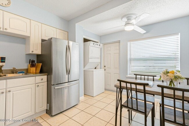 Building Photo - 325 S Brevard Ave