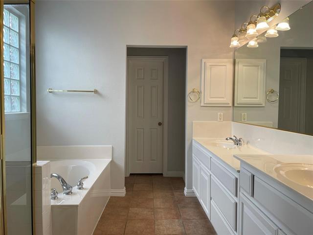 Building Photo - 407 Flagler Ct
