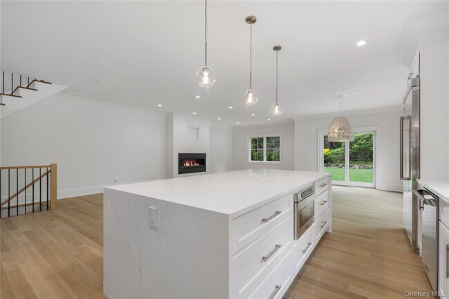 Building Photo - 75 Orchard Ave