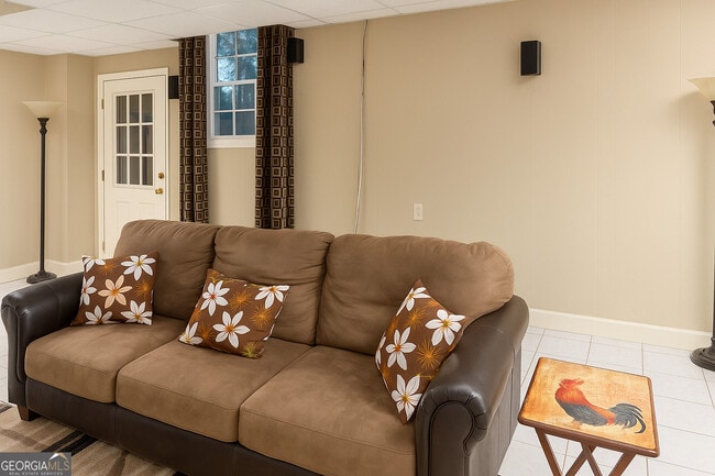 Building Photo - 2312 Welton Pl