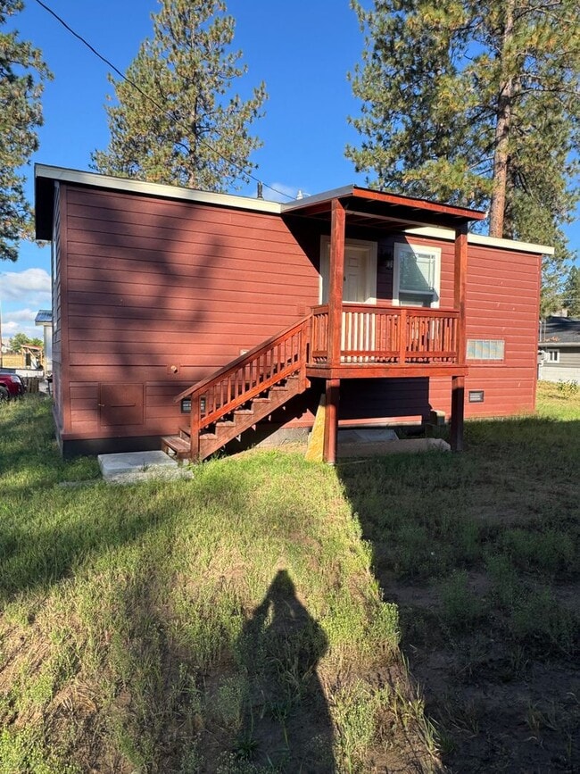 Building Photo - 41652 US Hwy 93 Frontage Rd