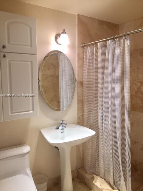 Building Photo - 1408 Brickell Bay Dr