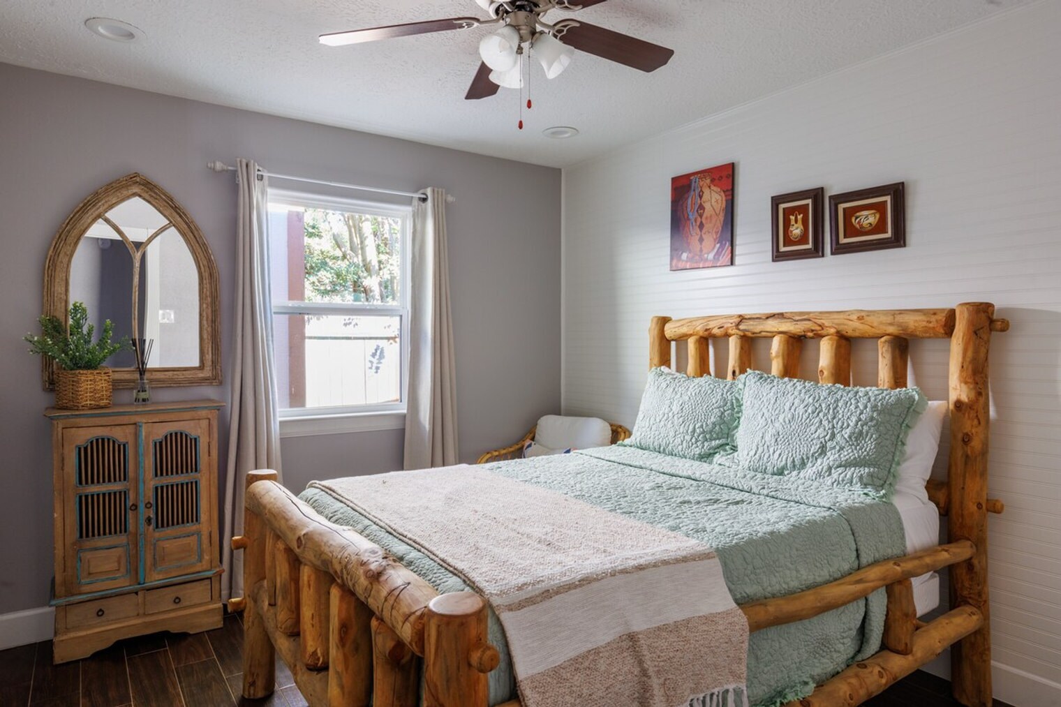 Building Photo - 15818 Val Vista Dr