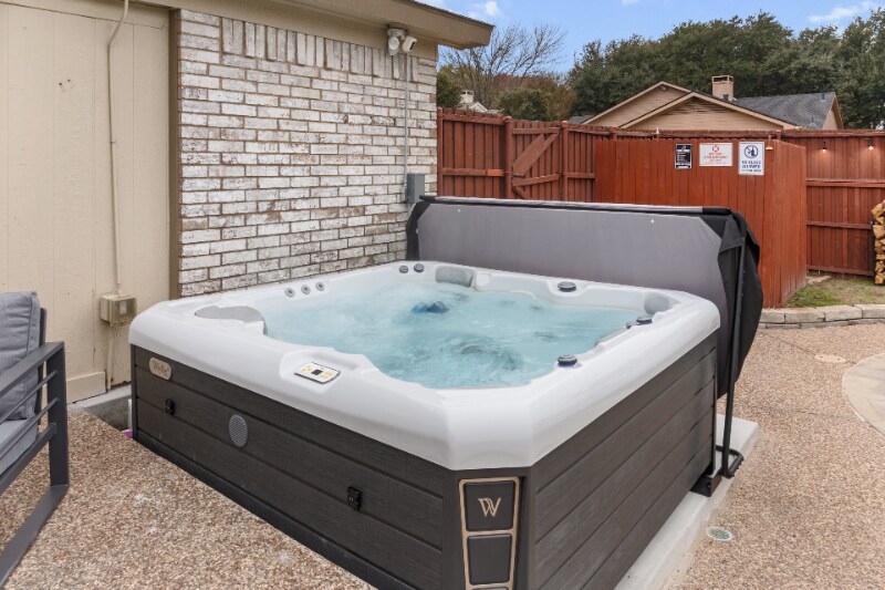 Building Photo - 8351 Rock Brook St