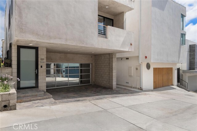 Building Photo - 129 20th St
