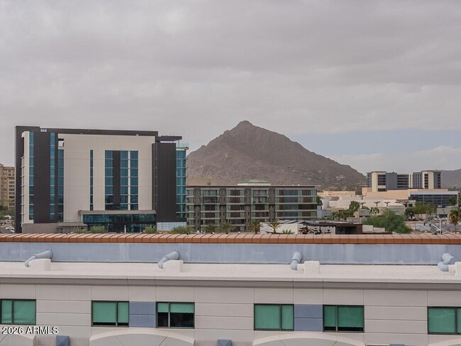 Building Photo - 4422 N 75th St