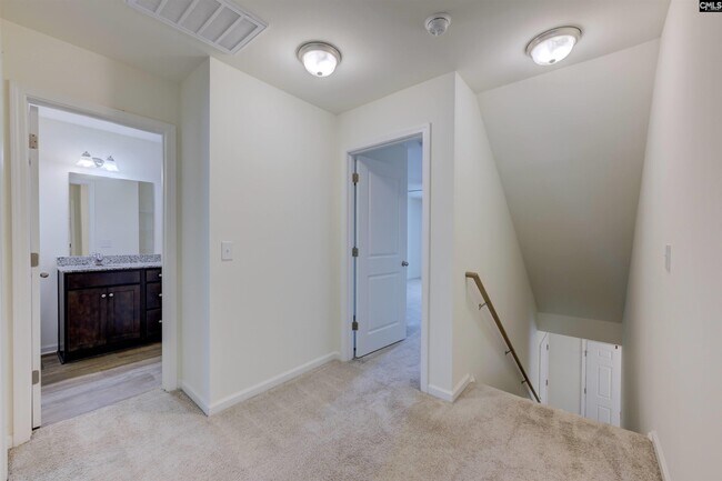 Building Photo - 234 Wahoo Cir