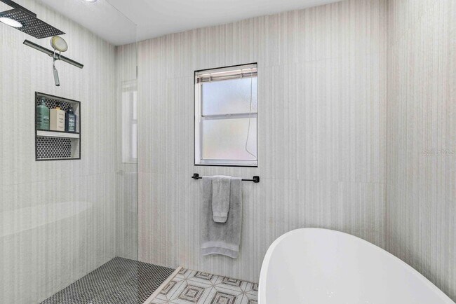 Building Photo - 8021 Timber Lake Ln
