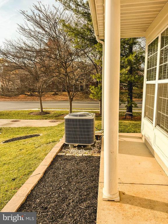 Building Photo - 5211 Duke Ct