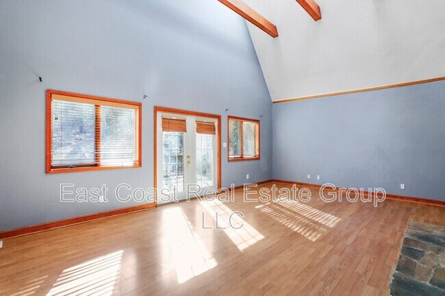 Building Photo - 14423 Pen Mar High Rock Rd