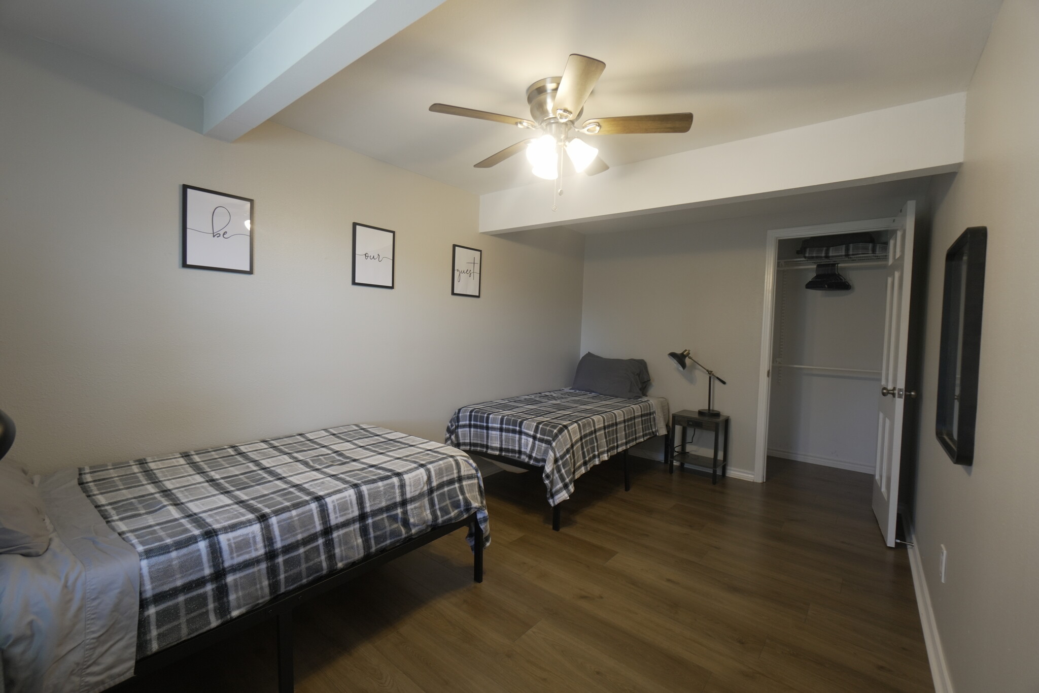 Bedroom 2 featured 2 twin beds - 2708 Pin Oak Ln