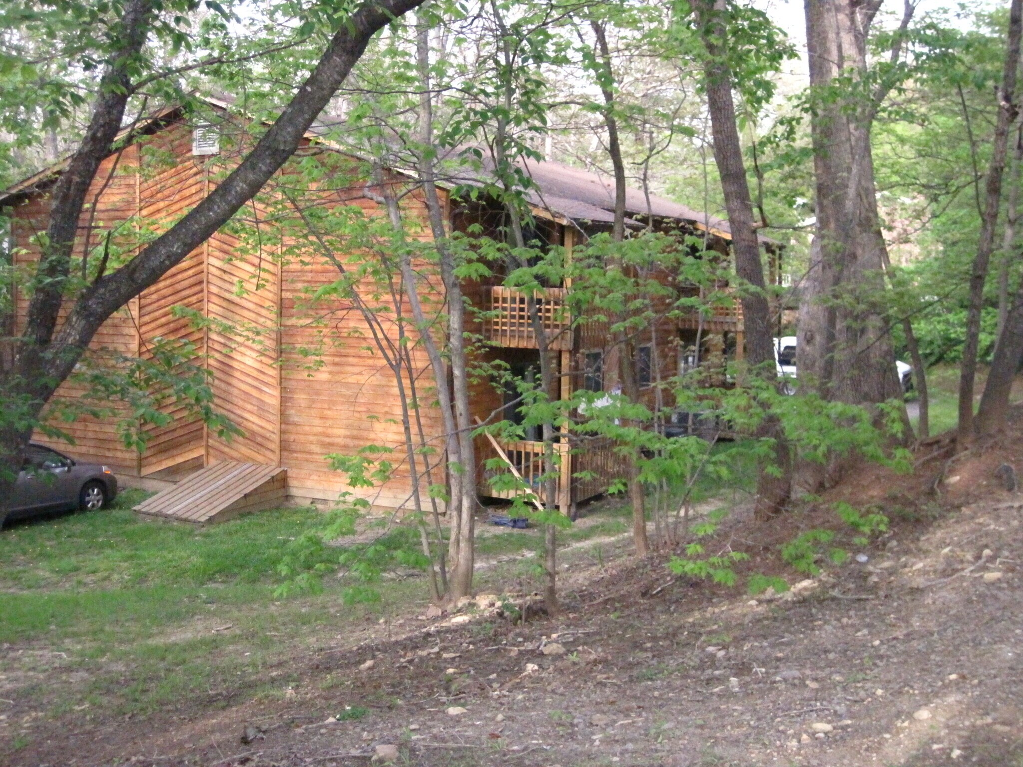 Building Photo - 204 Laurel Cir Dr