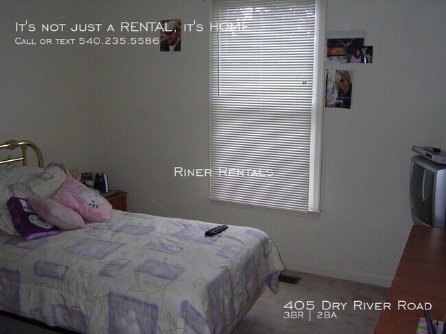 Building Photo - 405 Dry River Rd