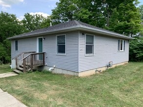 Building Photo - 255 Coddington Rd