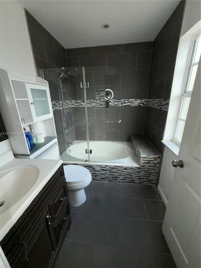 Building Photo - 8712 NW 108th Ln