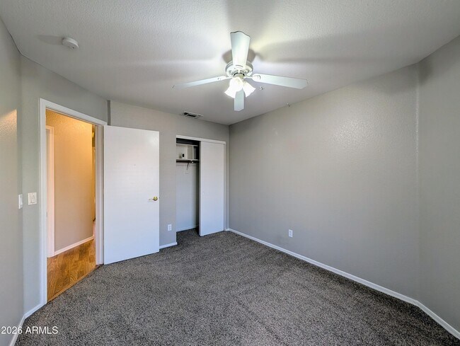 Building Photo - 8639 W Fullam St