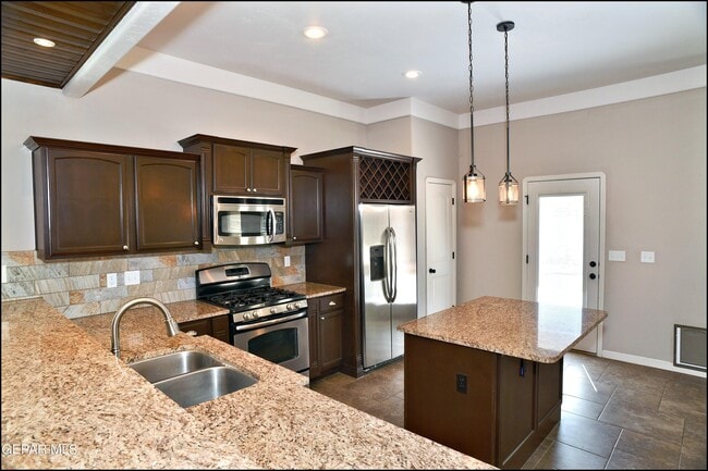 Building Photo - 14656 Ginger Kerrick