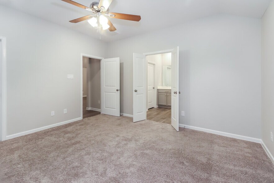 Building Photo - 24207 Palomino Sage Trl