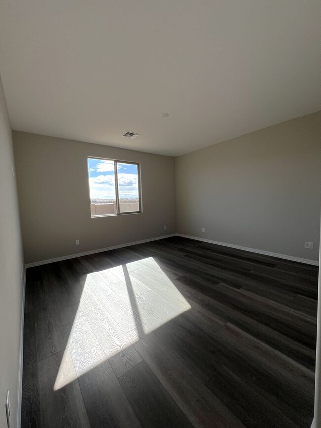 Building Photo - Brand New Home in Pronghorn Ranch