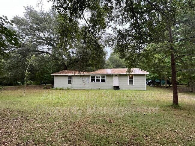 Primary Photo - 234 N Forest Ct