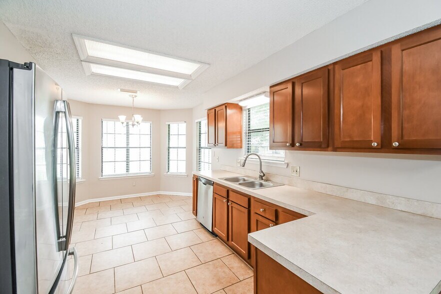 Building Photo - 8618 Collins Ridge Blvd S