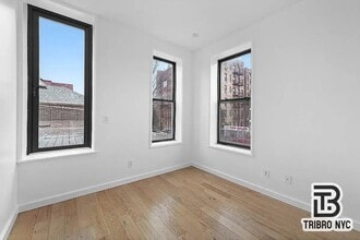 Building Photo - Rogers Avenue