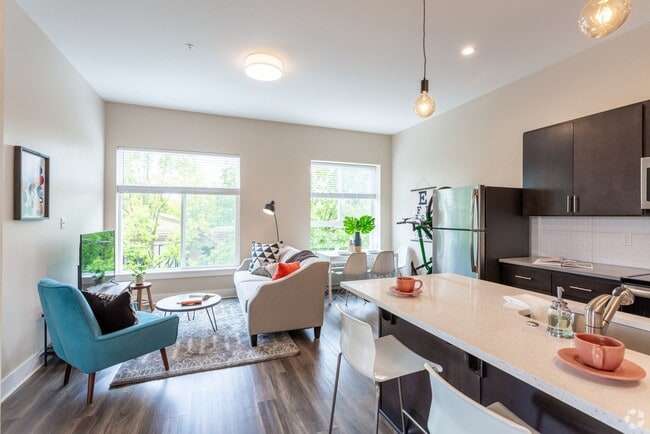 Building Photo - The Anita: SE Portland Gem