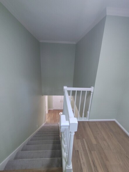 Building Photo - 3071 Lenox Rd NE