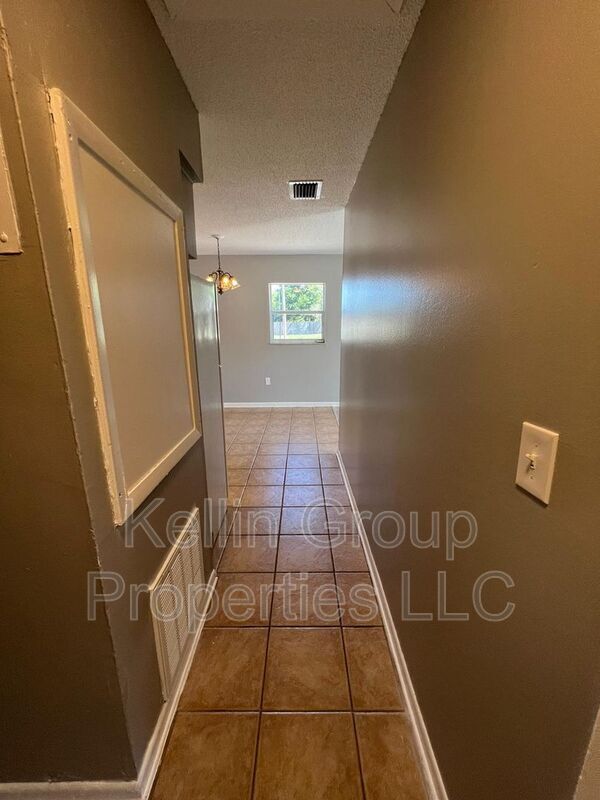 Building Photo - 1308 Herschell St