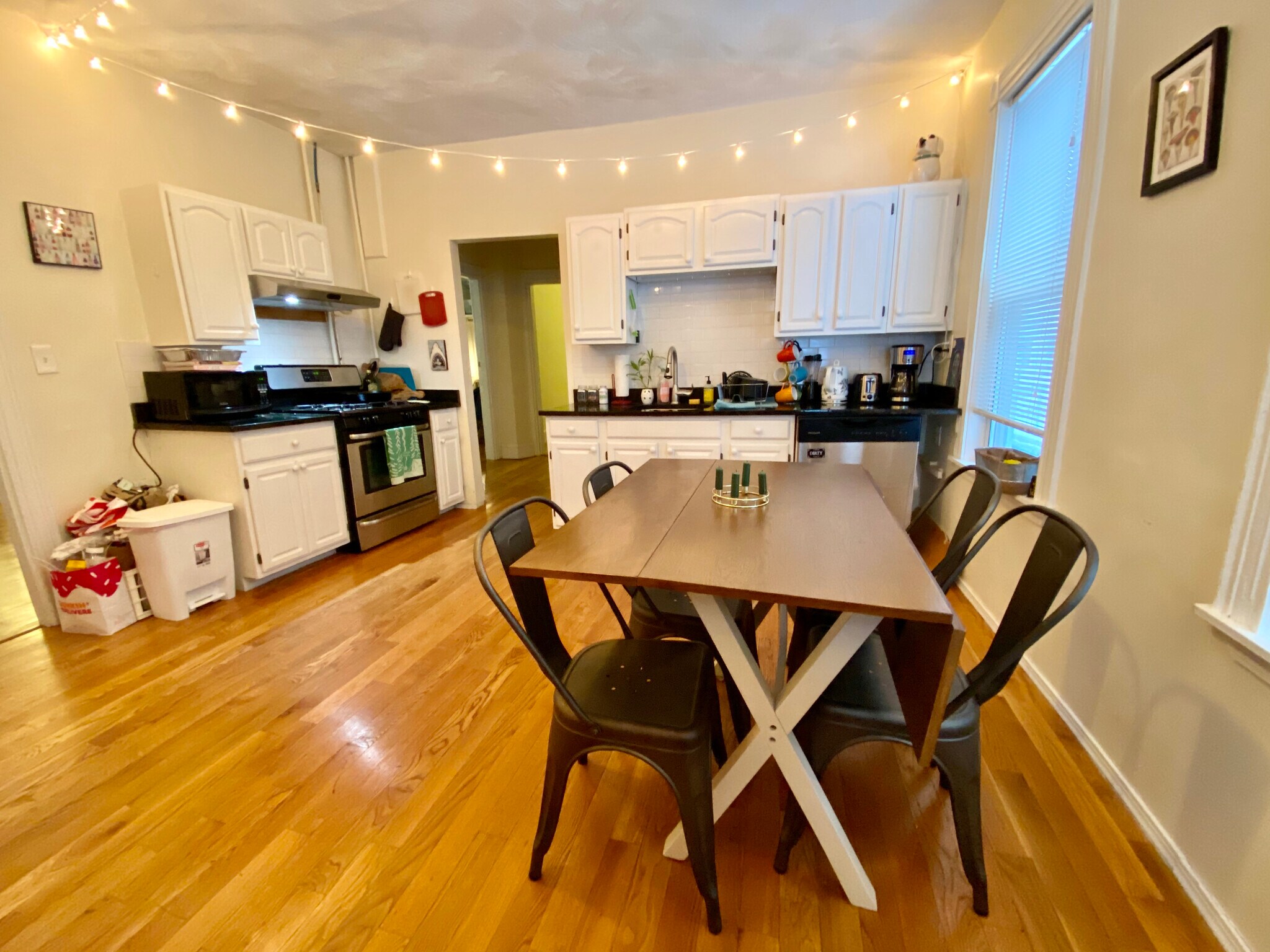 Building Photo - 30 Egleston St