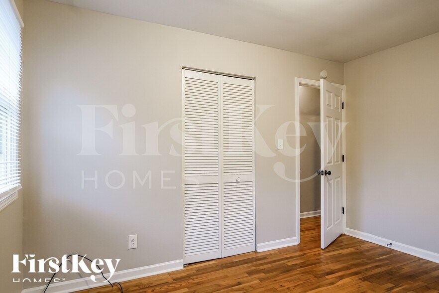 Building Photo - 443 Fairlock Ln NW