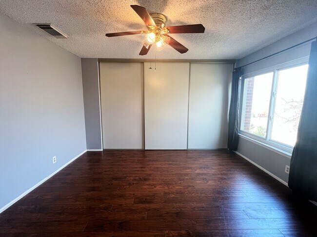 Building Photo - 7543 Prairie Lace