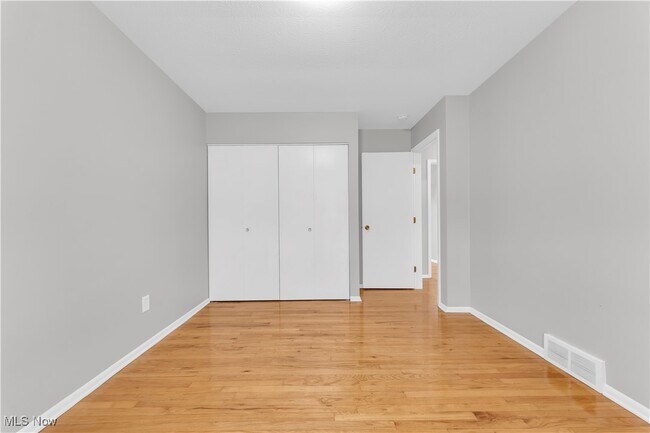 Building Photo - 14208 Sheldon Rd