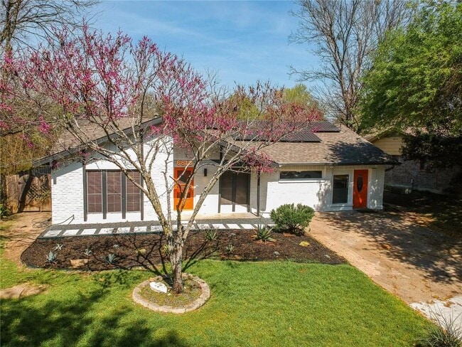 Primary Photo - 6810 Willamette Dr