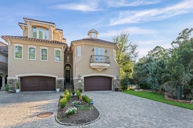 Primary Photo - 102 La Vie Dr