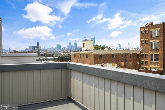 Building Photo - 1447 N 8th St