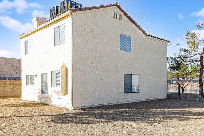 Building Photo - 859 Arrowhead Trail