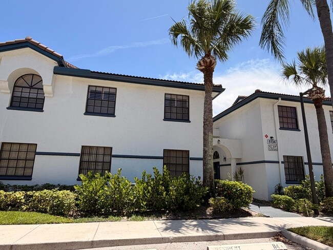 Building Photo - 5136 Floria Dr