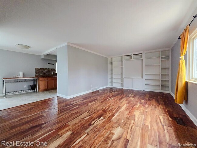 Building Photo - 2287 Strader Dr