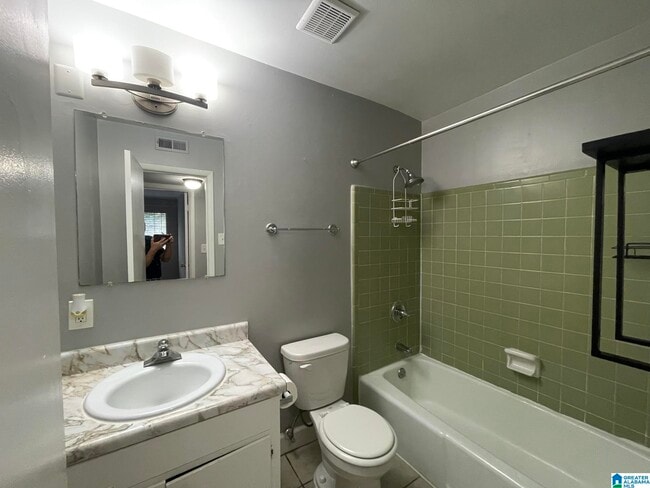 Building Photo - 2617 Southbury Cir