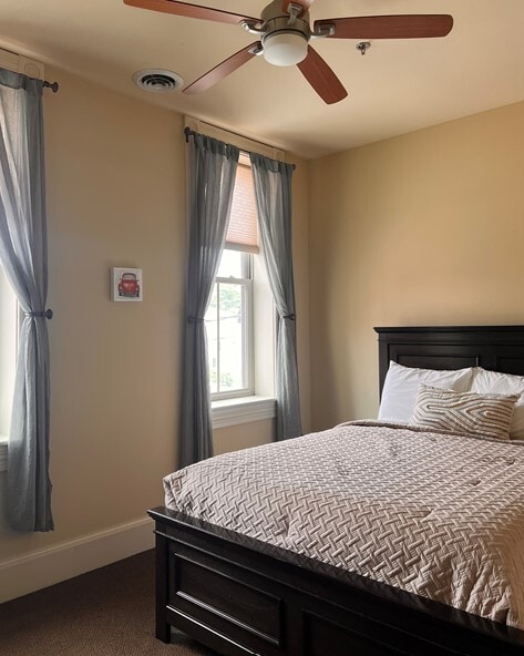 Building Photo - 49 Wales St