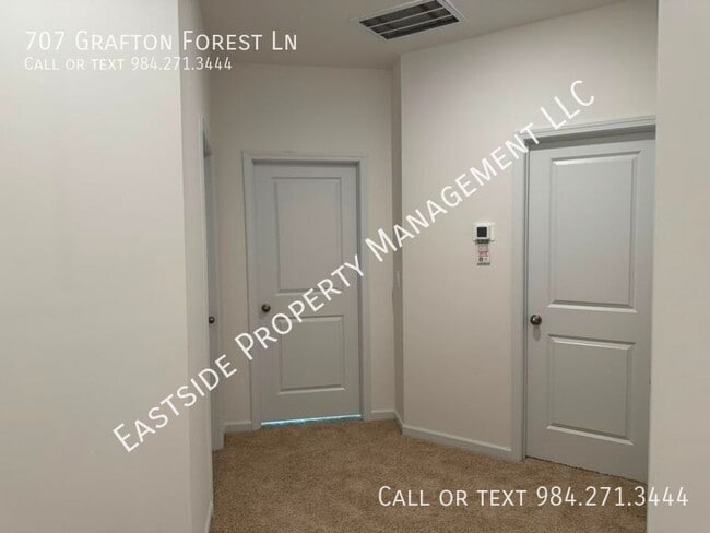 Building Photo - 707 Grafton Frst Ln