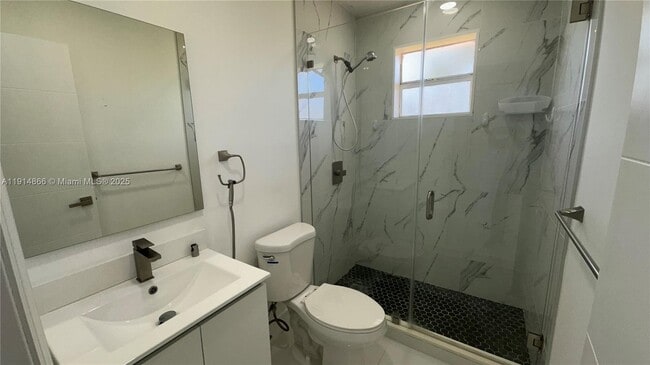 Building Photo - 6936 SW 22nd St