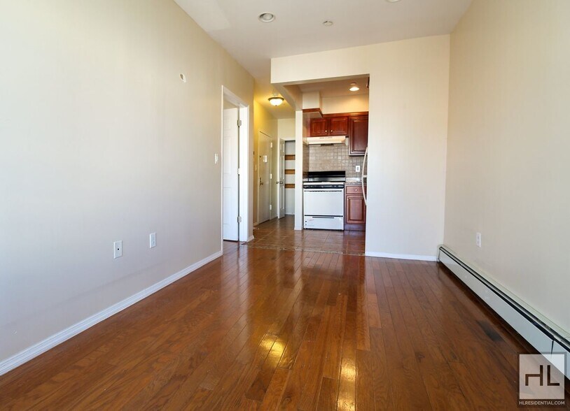 Building Photo - One Bedroom on Dekalb at Nostrand