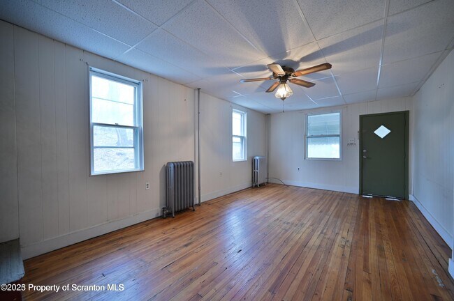 Building Photo - 1309 Wood St
