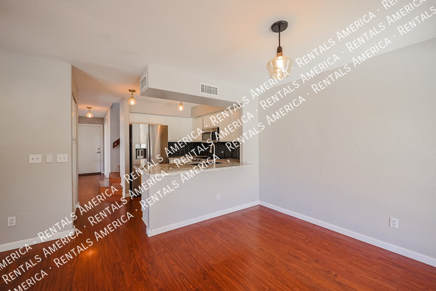 Building Photo - 3440 E Southern Ave