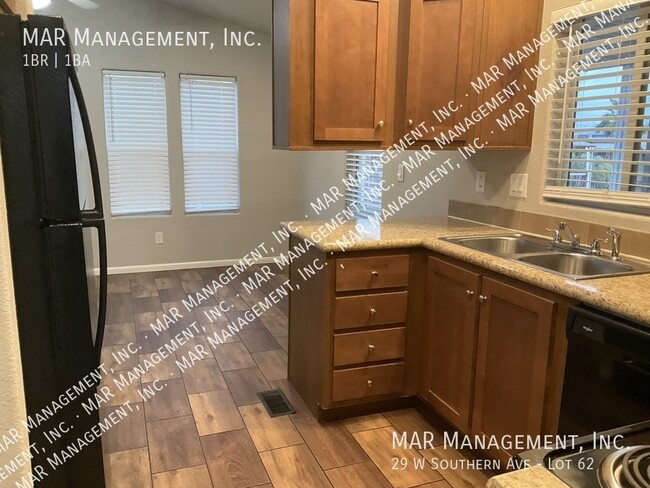 Building Photo - 29 W Southern Ave