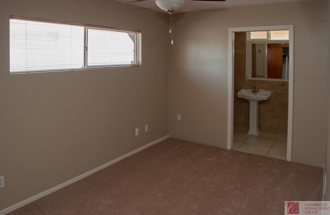 Building Photo - PRIME Location- Enjoy ALL North Park Has to Offer! Great Layout+WE ? PETS!!!!!