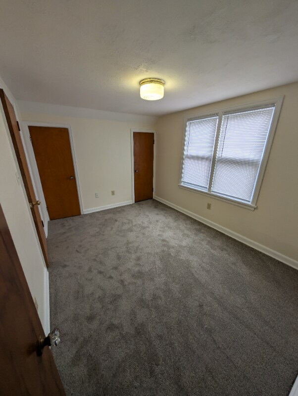 Building Photo - 1805 Ohm Ave
