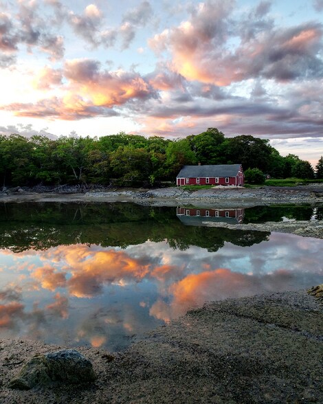 Building Photo - 53 Falls Bridge Rd